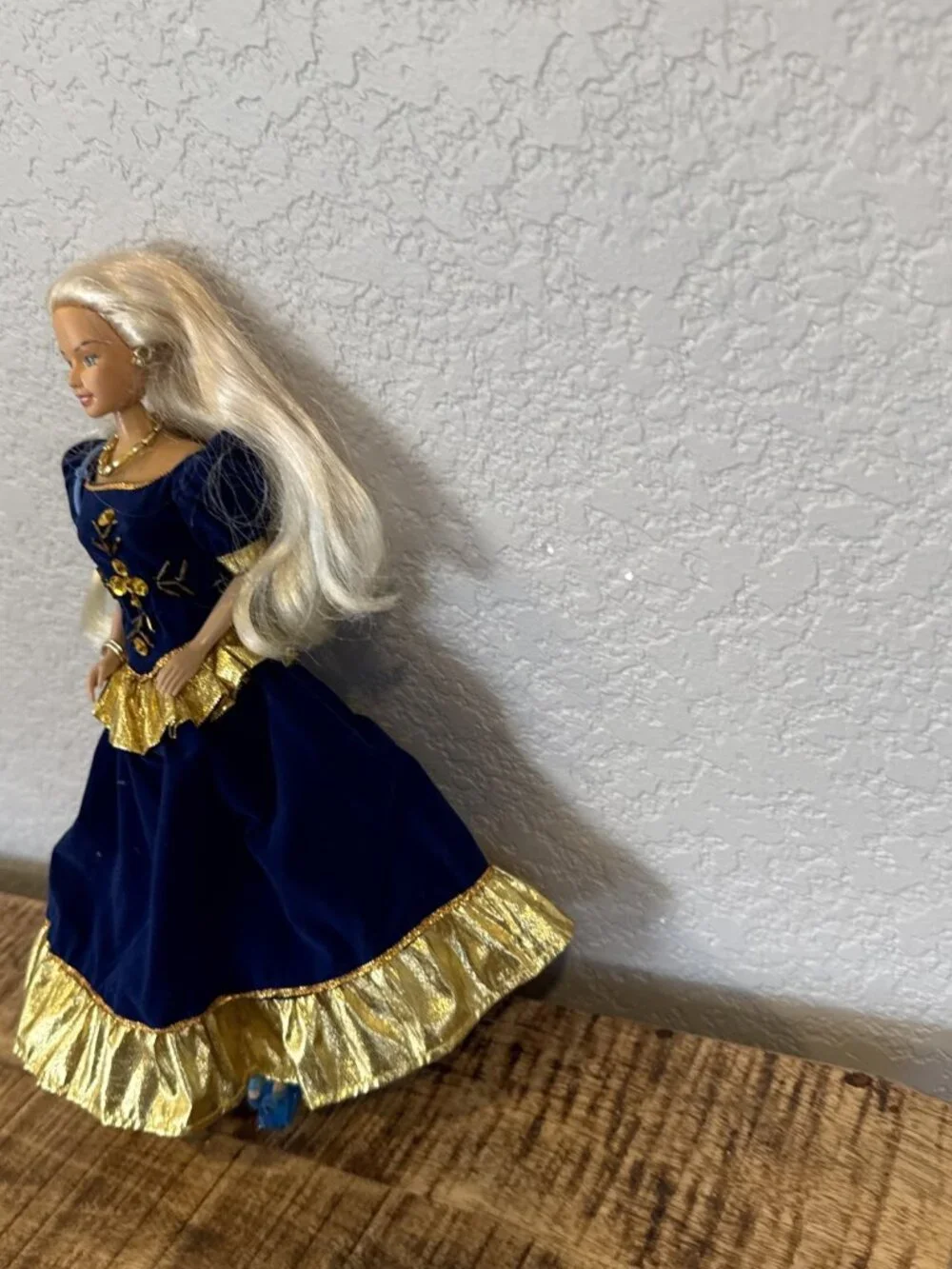 Holiday Kelsey Special Edition Doll 1996 Blonde Blue Gown Kid Kore Fashion Doll